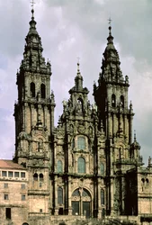 Vy över västfronten (Fachada del Obradoiro) 1738-50 (för detaljer se 88958)